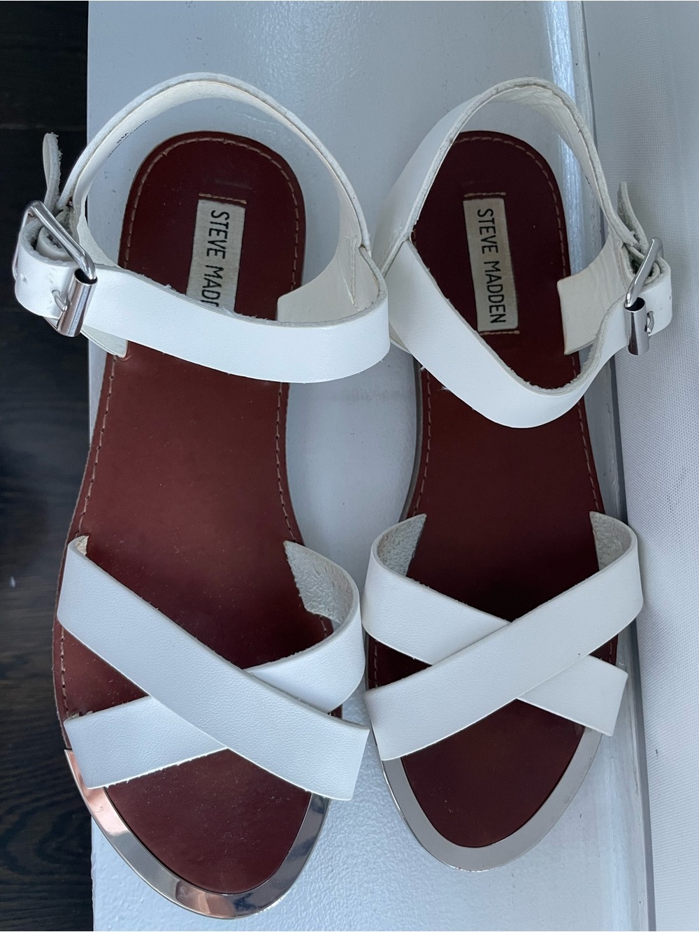 Steve Madden White Cross-Strap Leather Sandals with Metallic Toe